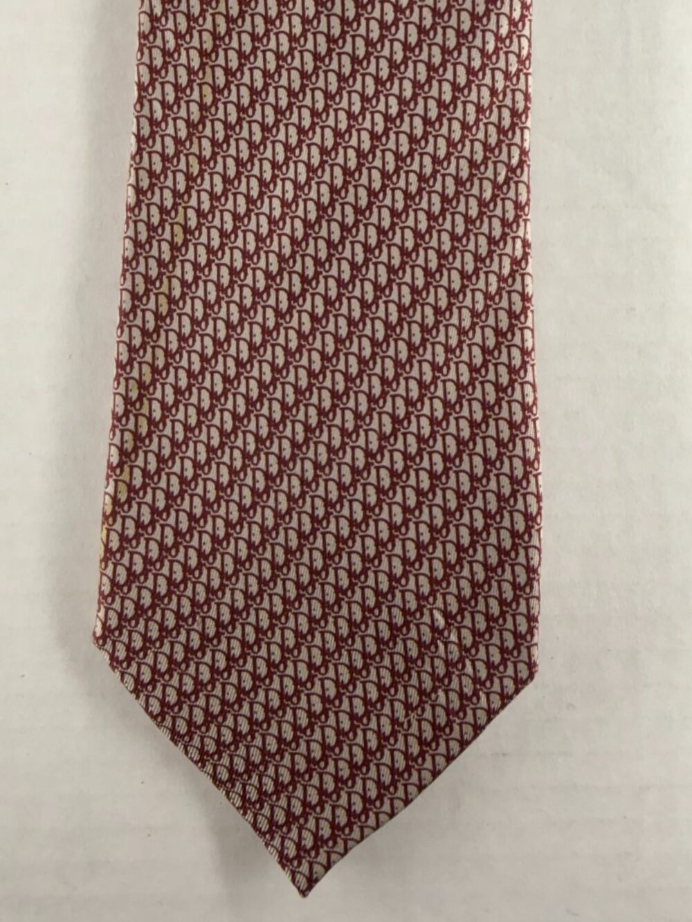 VINTAGE CHRISTIAN DIOR SILK TIE